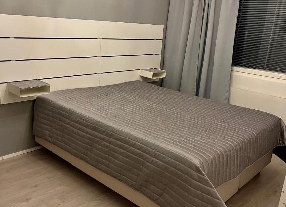 4 km to the Jyväskylä city center afoot, cute apartment with free parking