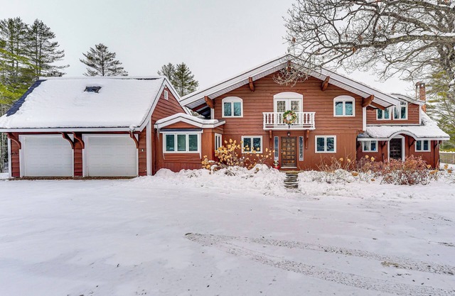 4 Mi to Bromley Mountain Ski Resort: Home w/ Views