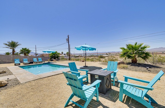 4 Mi to London Bridge Beach: Family Home w/ Pool!