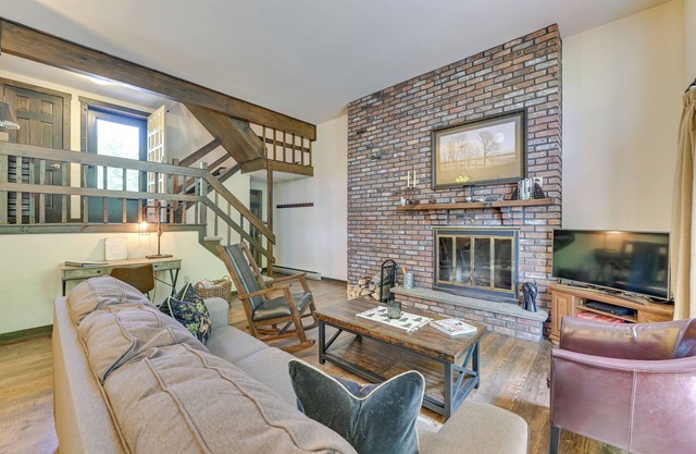 Near Skiing & Hiking: Immaculate Windham Getaway