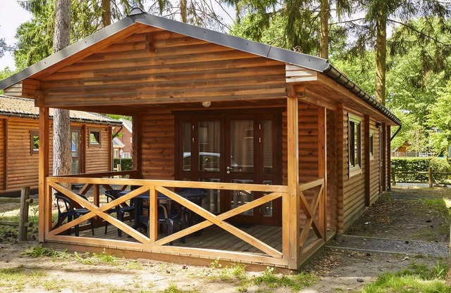 4-person chalet in the holiday park Landal Mooi Zutendaal