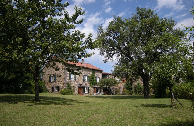 Große Ruhe am Fuße des Puy-de-Dôme, Weltkulturerbe, Vulkane der Auvergne Park
