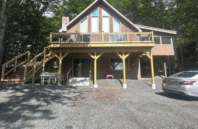 4 Season Lakeview Chalet in The Hideout Gated Community!