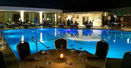 4 Spa Resort Hotel