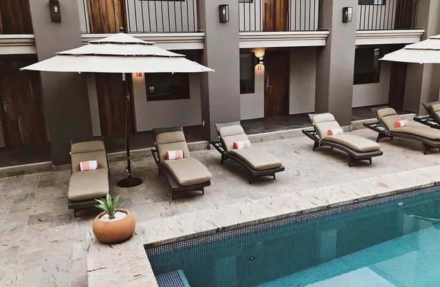 4 Splendid Twin Suites near San Jose Estuary