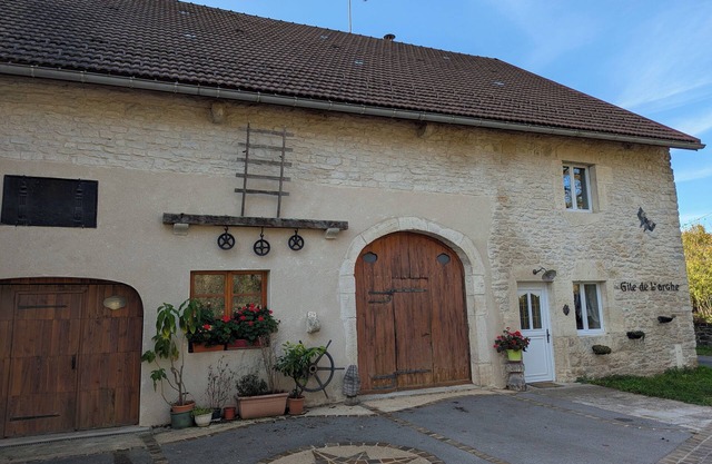 4-Sterne-Ferienhaus im Zentrum des Juras zwischen Wasserfällen, Seen und Juragebirgen