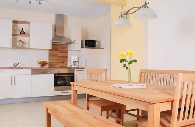 4-Sterne-Ferienwohnung (65qm) auf Hof mit extra Terrasse