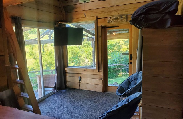 #4 the eagles nest cabin