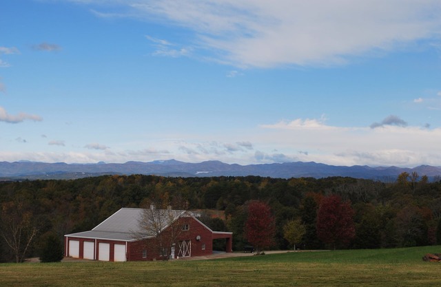 40 Acre Cabin - Farmerlebnis mit Angeln, nahe Lake Keowee und Clemson, SC