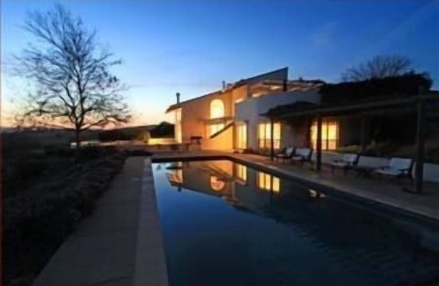 40 Acres 5.000 Ft², $ 975 / nt schläft 10-14 Pool, Weinberg, Views!