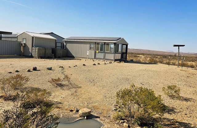 40 Acres of Solitude: Relax&Explore Near Big Bend
