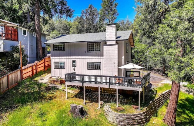 40 mins to Ski Resort/ Snow Tubing +Firepit+Deck