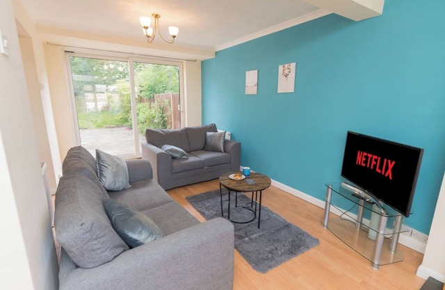40% Off Monthly, Large House, Free Parking