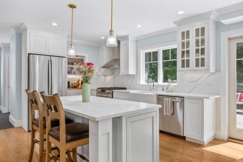 42 Julien Road Harwich Port - Red River Retreat