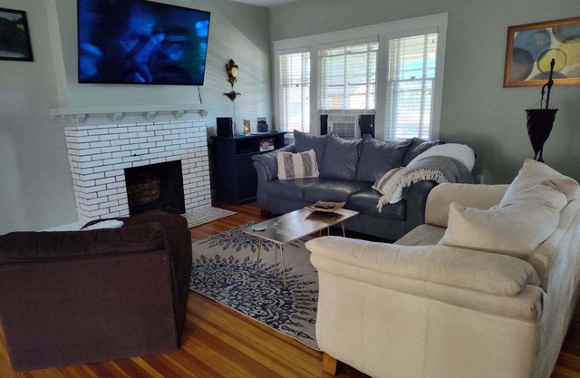420 Friendly! A Charming 3 Bedroom Home Within Walking Distance of Downtown