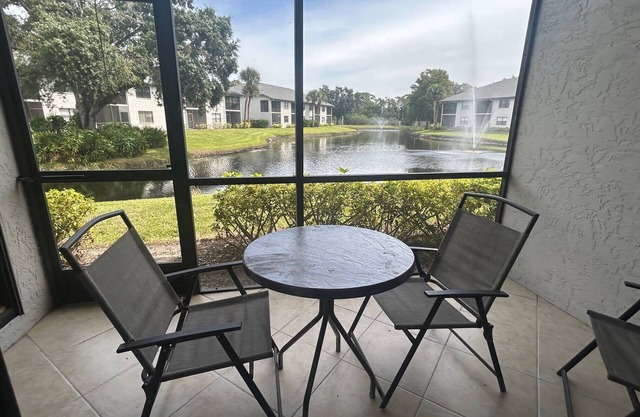 4203 -Charming 2-bedroom condo with gorgeous view - near beaches and IMG Academy