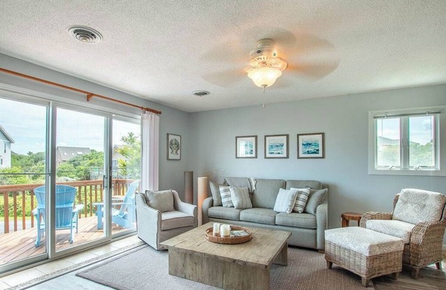 Georgetown Sands condo with WiFi, outdoor shower, and access to community pool and tennis