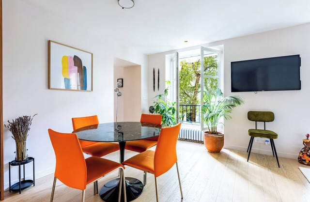 New 100m2 3-Bedroom Flat in Paris 6th St Germain-des-Près, 2,5 Bathrooms.