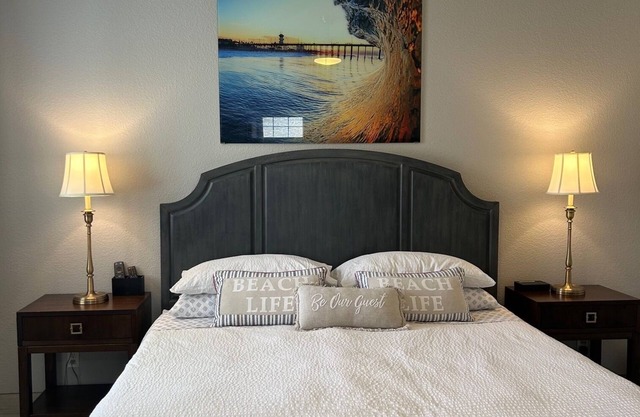 444 Pier Ave. #405: 1 BR, 1 BA in Oceano, Sleeps 4