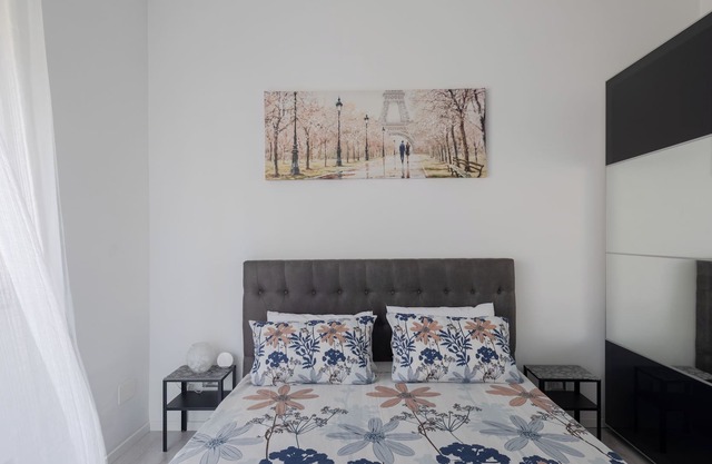 45 sqm apartment, Metro C Alessandrino, A/C, Wi-Fi