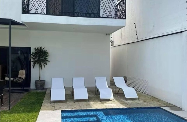 450 sqm house with heated pool, 3 bedrooms and beautiful garden.