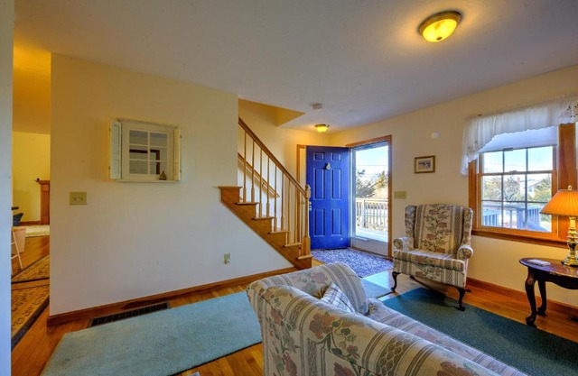 48 Hammond Road East Sandwich - Cape Cod
