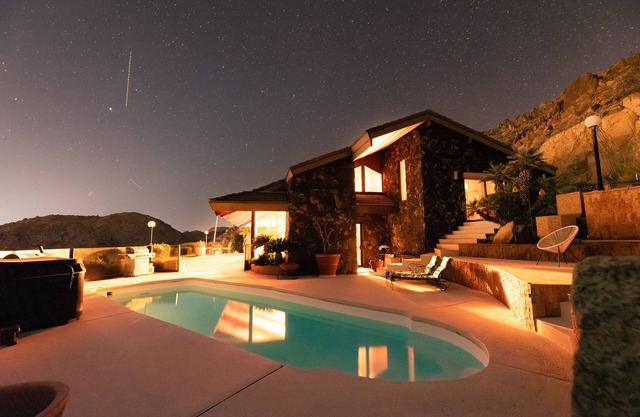 49 Palms Park Pl Joshua Tree National Park, Amazing views 5 ac estate Pool Spa