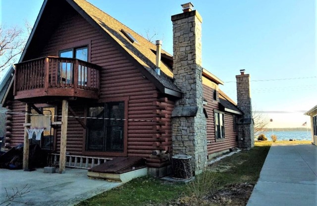 496) Bass Lake Retreat - sleeps 22!