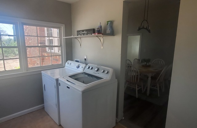 4BR/2BA Spacious,Private & Convenient Location to everything