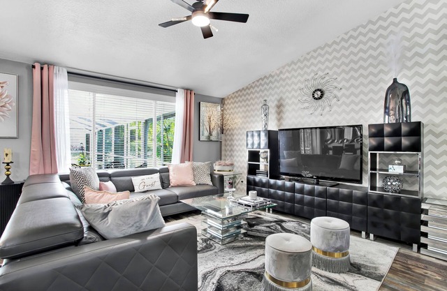 4BR/3BA 15 min to Downtown, Sports & Busch Gardens