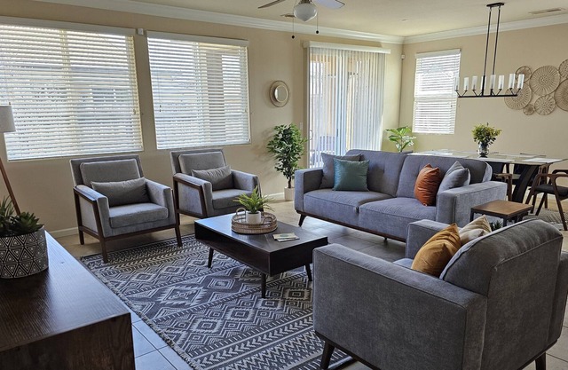 4br/3ba Peaceful Hummingbird Hideaway in Clovis, CA