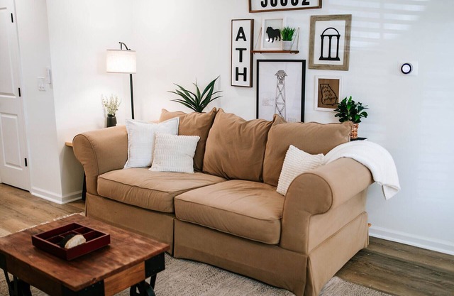 Stylish 4BR Getaway by MHM Luxury Properties