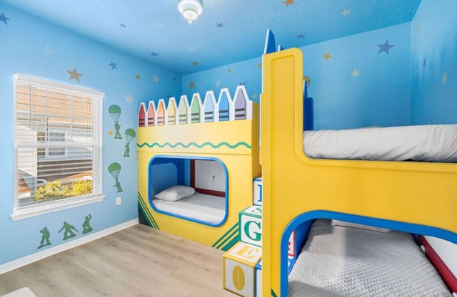 4BR Themed Home W/Resort Pool Near Disney