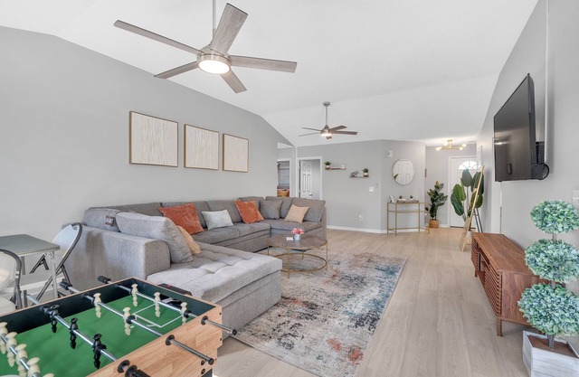 4TVs★3Beds★Fully Stocked Kitchen★Spacious Getaway