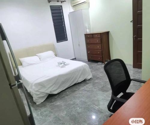 5号房有厕所厨房冰箱洗衣机