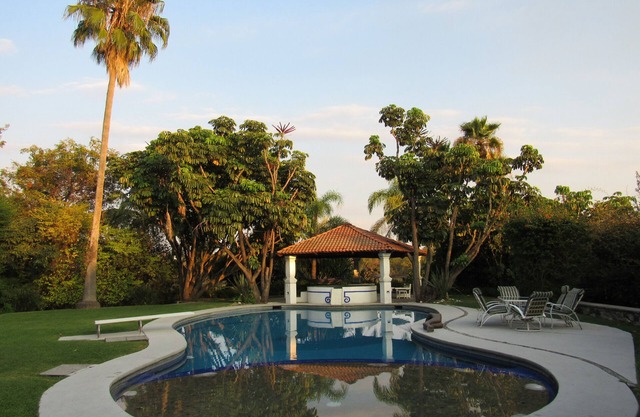 5.000-Meter-Pool, Whirlpool und großer Garten Mexikanische 5.000-Meter-Villa