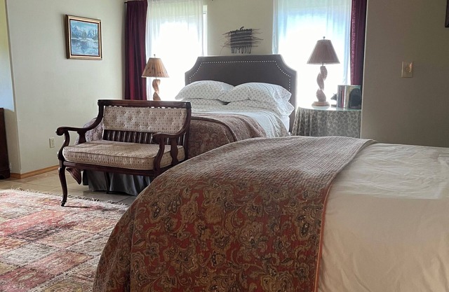 5 Bdrm Country Home on 22 acres 30 minutes north of Missoula
