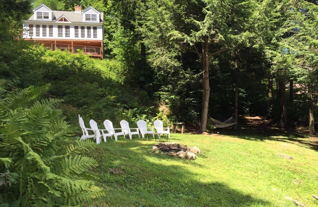 5 Zim Lakehouse, für 18 Personen, private Anlegestelle, Whirlpool, 15 Minuten zum Mount Snow