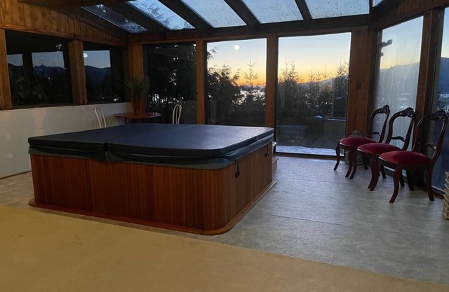 5-Bedroom 4-Bathroom full house, "Breathtaking Views"