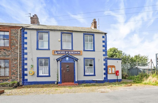 5 bedroom accommodation in Port Carlisle