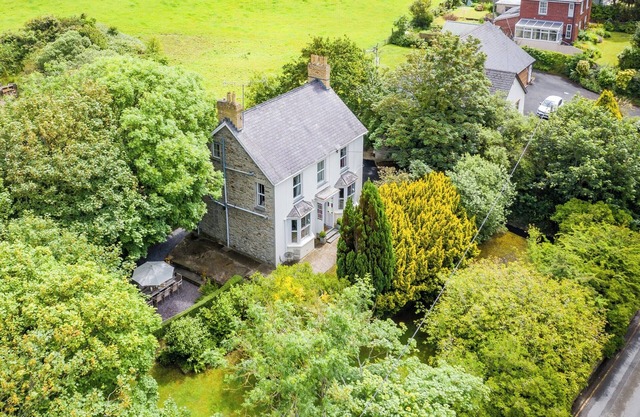 5 Schlafzimmer Unterkunft in Tresaith, near Aberporth