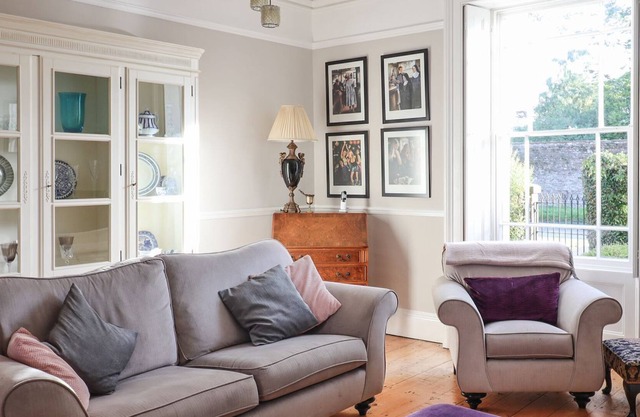 5 bedroom accommodation in Carlisle