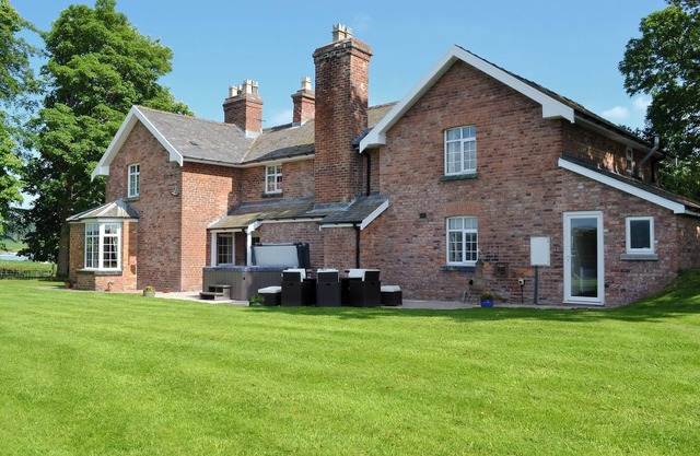 5 Schlafzimmer Unterkunft in Newtown