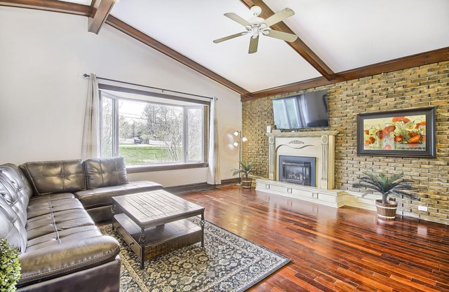 5 Bedroom Countryside-Cottage King ON - 35% Winter & Long Stay Discount.