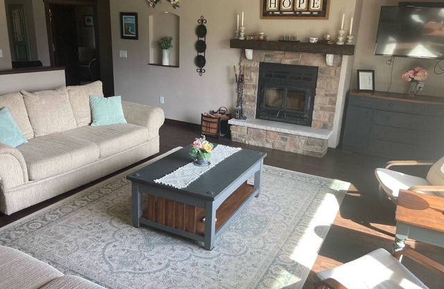 5-Bedroom Home in Quiet Neighborhood