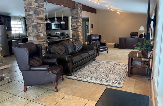 5 Luxus-Schlafzimmer Lake Home W / 600 'der reinen Sand Front, 2. 5Acre Lot