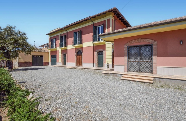 Schönes Haus mit 5 Schlafzimmern in.
