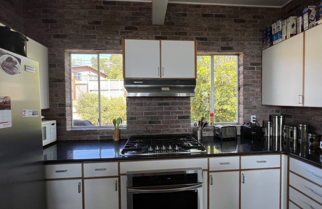5 bedroom private vacation home in berkeley