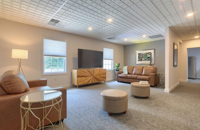 5-bedroom vacation home 12 minutes from Hersheypark