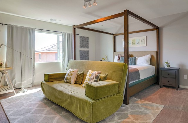 5 Bedrooms Luxury House / Kind Beds/1000MBPS Fast Wifi